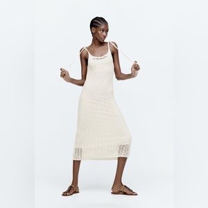 Zara Openwork knit dress size size Small